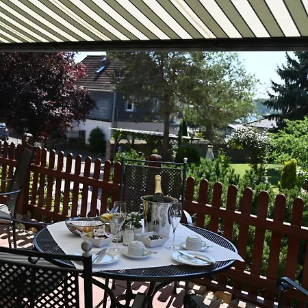 Wein- Und Sekthaus F.b.schoenleber Oestrich-Winkel