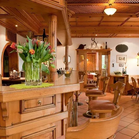 Wein- Und Sekthaus F.b.schönleber Hotel Oestrich-Winkel