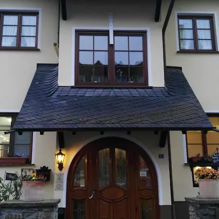 Wein- Und Sekthaus F.b.schönleber Oestrich-Winkel