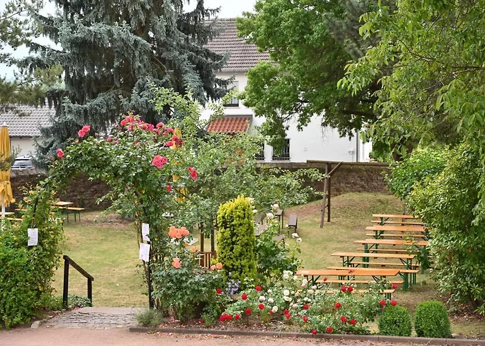 Wein- Und Sekthaus F.b.schoenleber