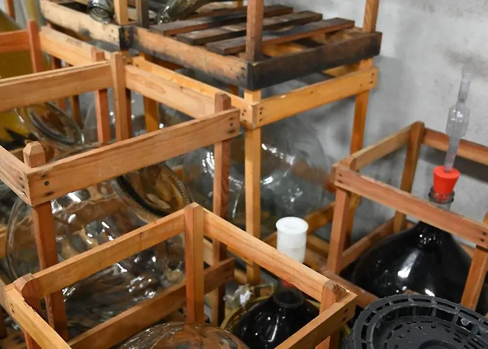 Wein- Und Sekthaus F.b.schoenleber *