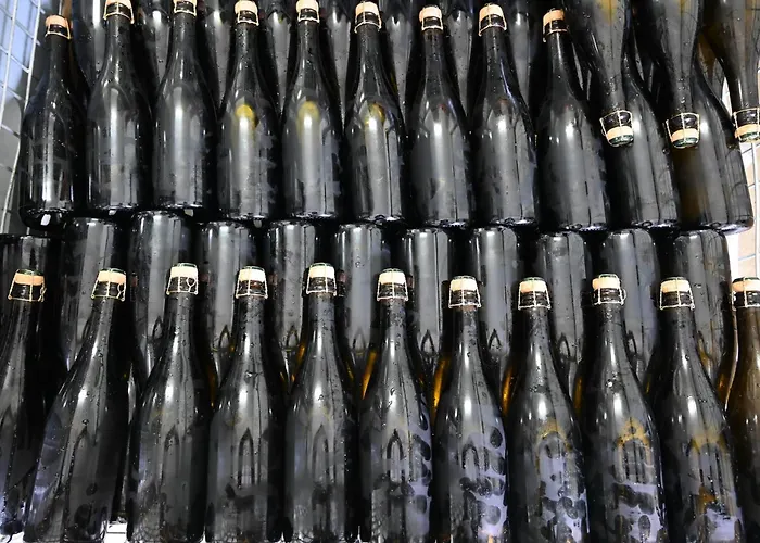 Wein- Und Sekthaus F.b.schoenleber Oestrich-Winkel