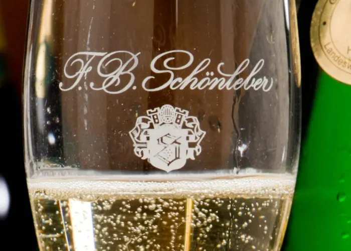 Wein- Und Sekthaus F.b.schoenleber Oestrich-Winkel